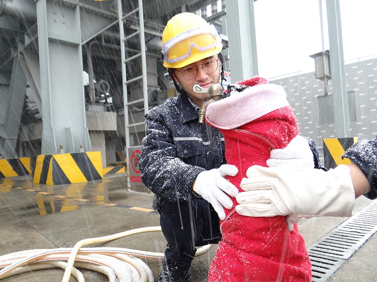 水务集团积极应对雨雪气象，确保出产安全不变运行